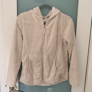 Size small off white faux fur cozy jacket